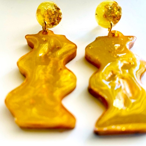 Raye - Picture 8 of 10